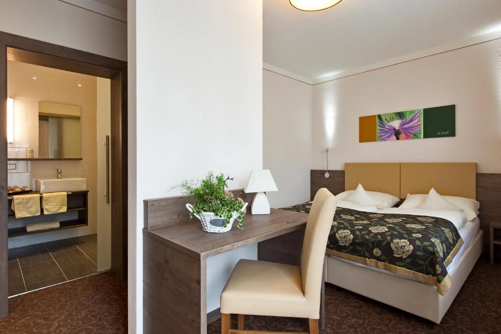 Hotel Altmuensterhof Εξωτερικό φωτογραφία