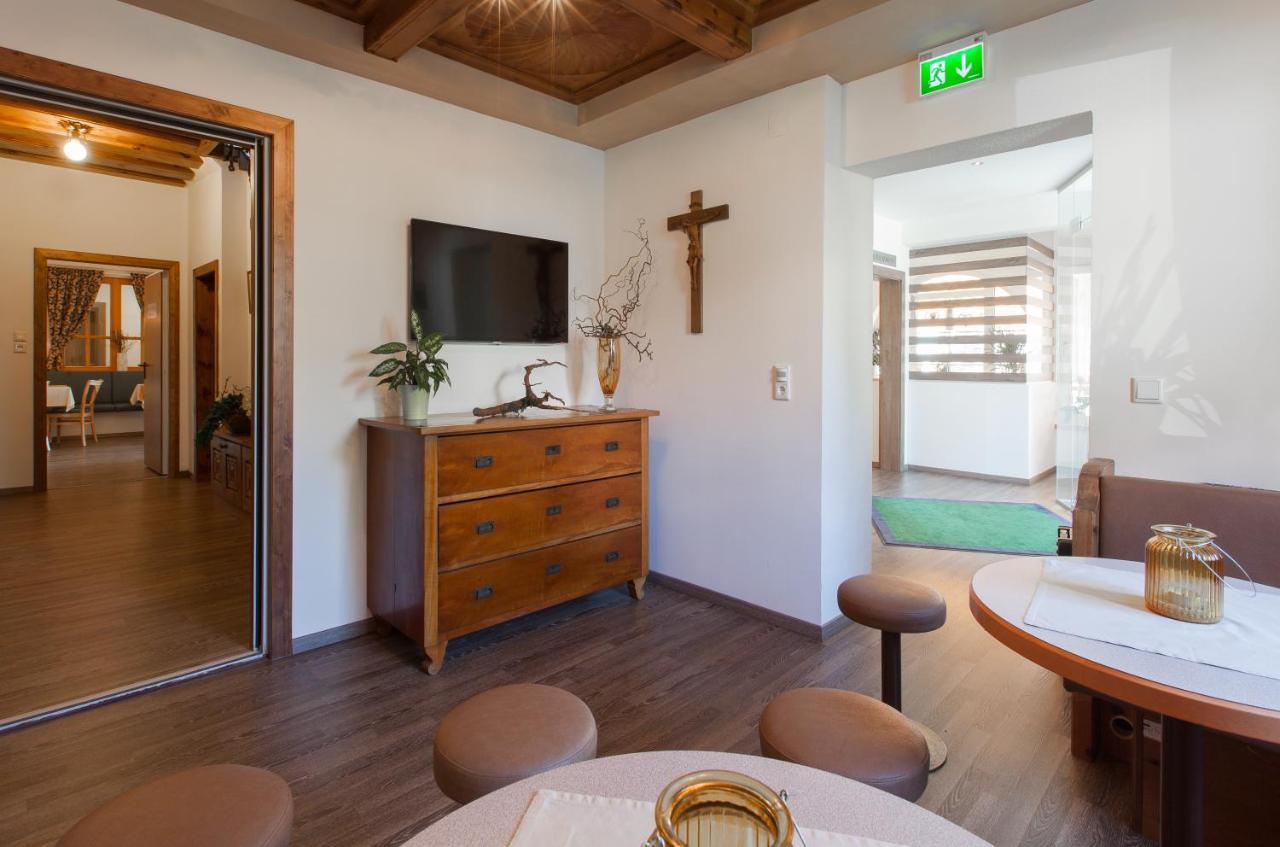 Hotel Altmuensterhof Εξωτερικό φωτογραφία